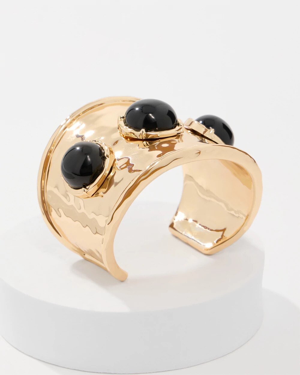 WHBM_BR20Gld20Black20Cab20Cuff_570414219_BLK001101_TT_ALT202.jpeg