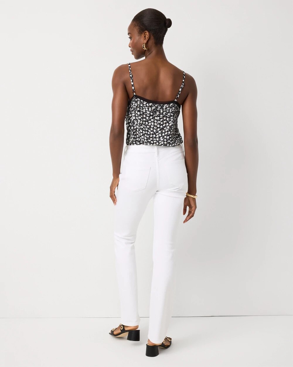 WHBM_Bootcut20520Pocket_570409395_WHT000100_OF_ALT201.jpeg