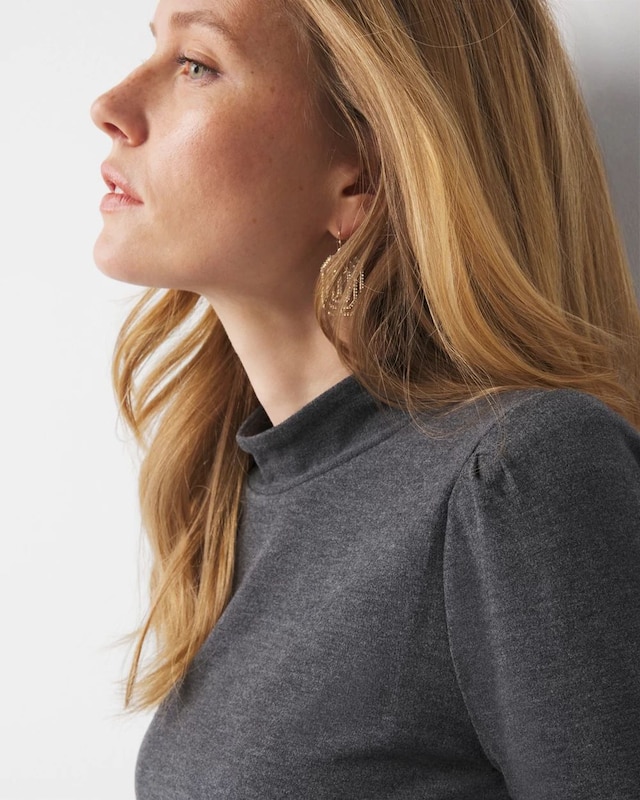 WHBM_Brushed_20Snit_20Crew_20Nk_20Top_570379744_GRY001312_OF_ALT_202.jpeg
