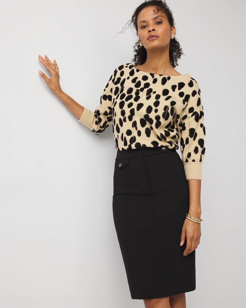 WHBM_Button20Tab20Knee20Skirt20LDW_570407350_BLK000001_OF_ALT203.jpeg