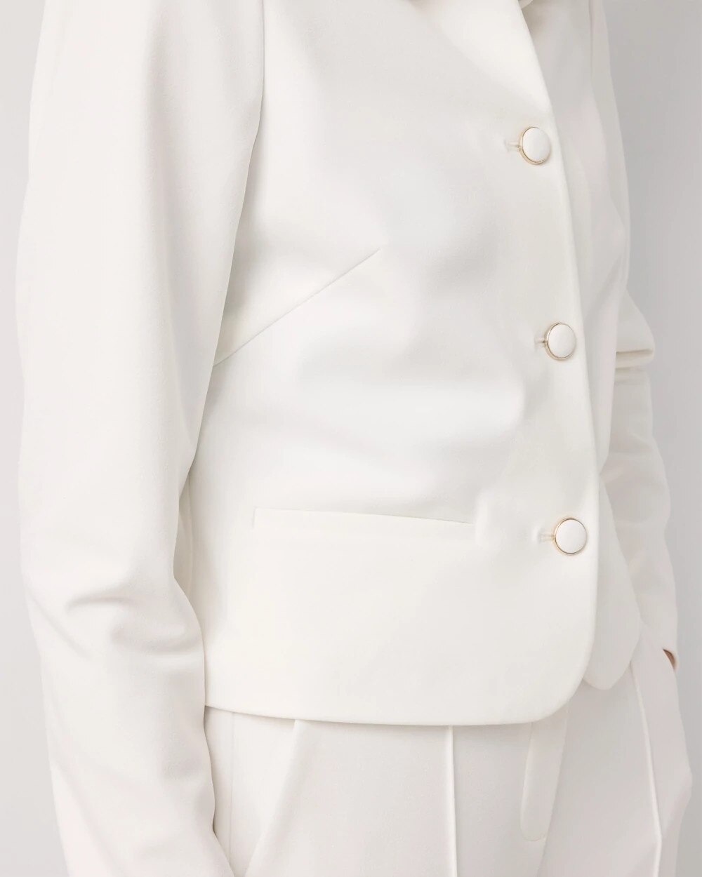 WHBM_Crepe20Crop20Jacket_570405878_IVO000190_OF_ALT202.jpeg