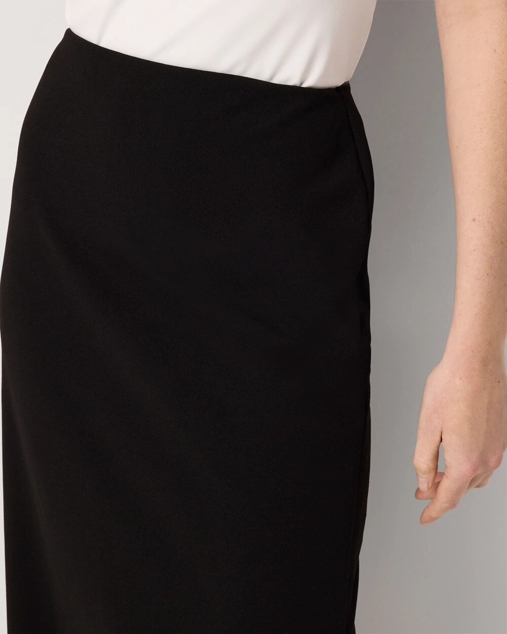 WHBM_Crepe20Pencil20Skirt_570407674_BLK000001_OF_ALT202.jpeg