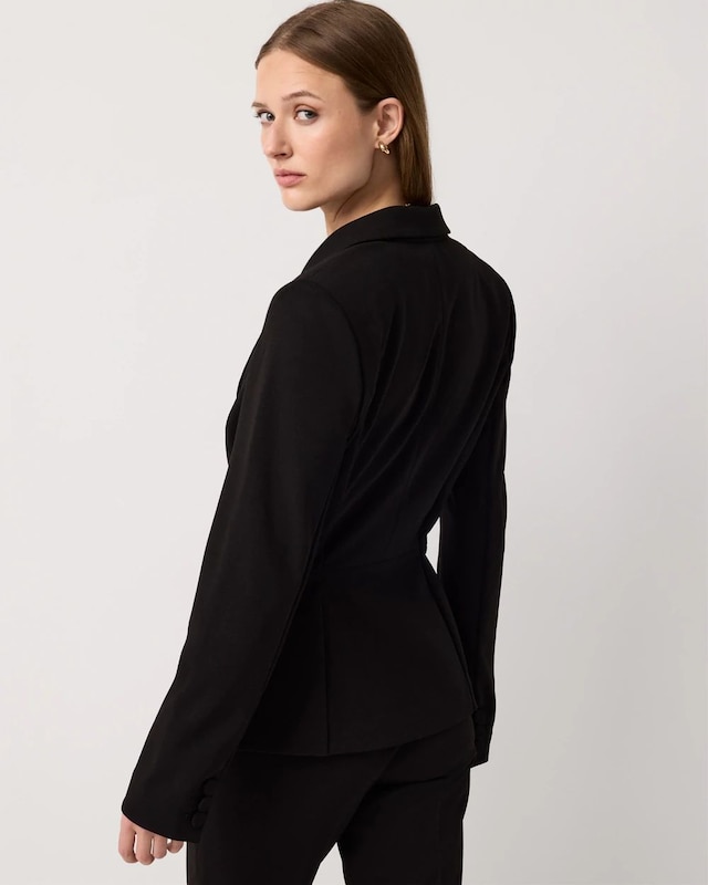 WHBM_Crepe_20Blazer_570405923_BLK000001_OF_ALT_203.jpeg