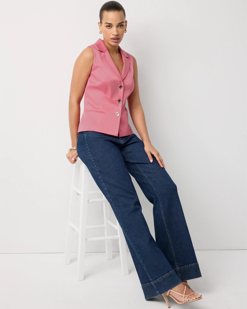 WHBM_DB20Satin20Vest_570406500_RED000990_OF_ALT201.jpeg