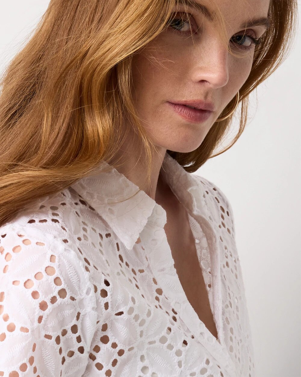 WHBM_ES20Lace20Shirt_570411237_WHT000100_OF_ALT202.jpeg