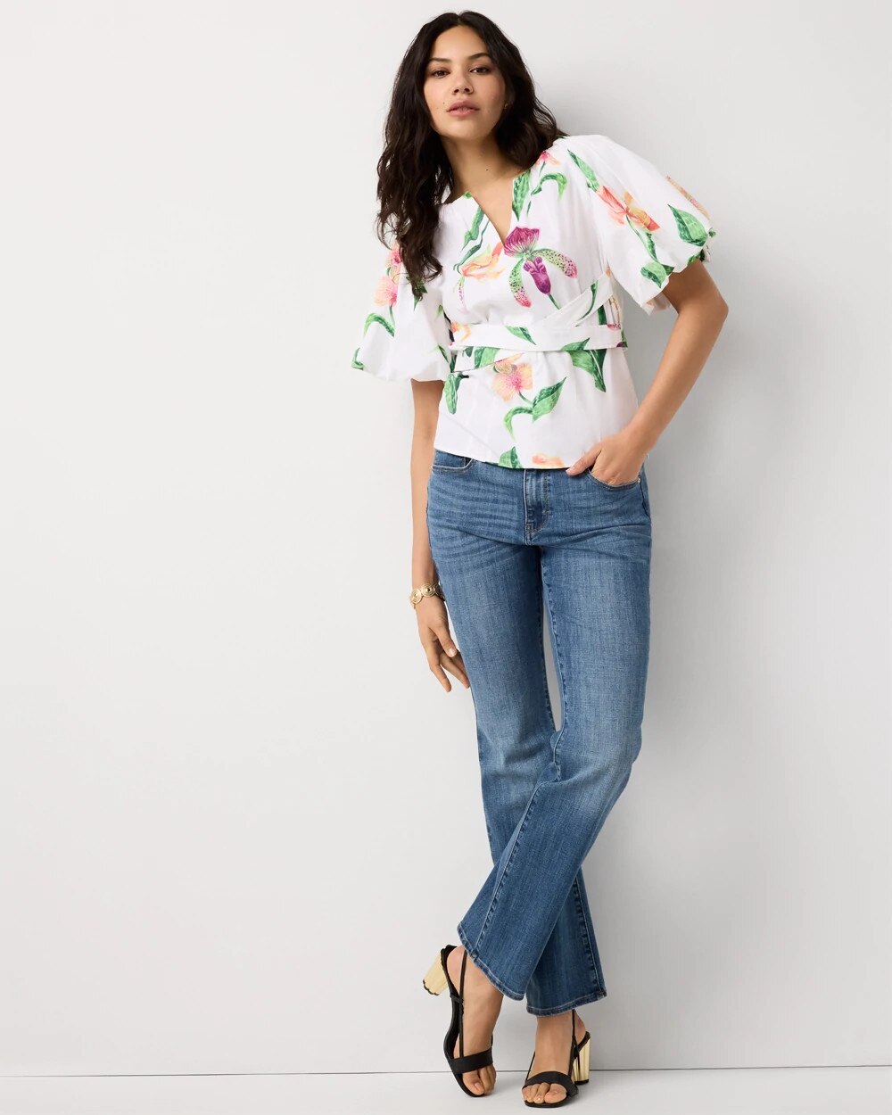 WHBM_ES20Puff20Slv20Wrap20Poplin_570408202_WHT007434_OF_ALT201-1.jpeg