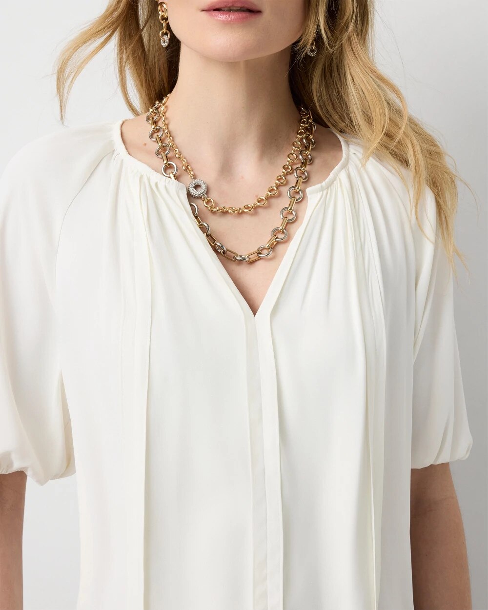 WHBM_ES20Seamed20Vnk20Blouse_570411135_IVO000190_OF_ALT202.jpeg