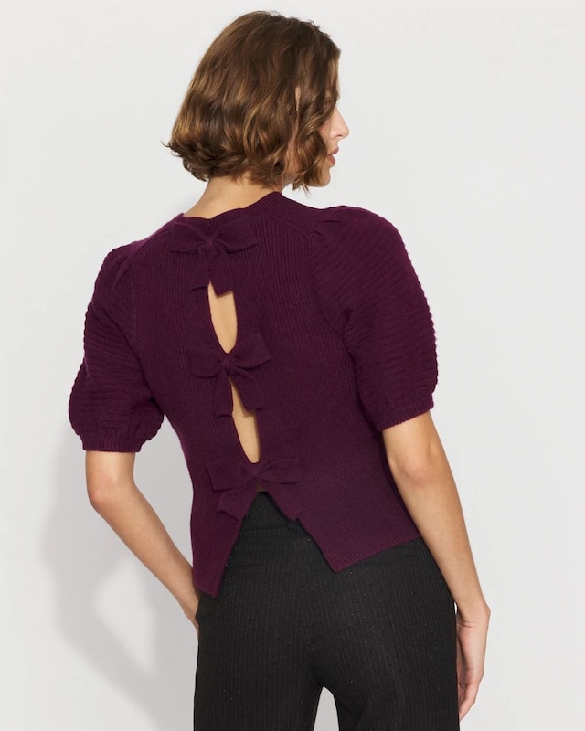 WHBM_ES_20Puff_20Slv_20Bow_20Back_20PO_570398182_PRP002213_OF_ALT_203.jpeg