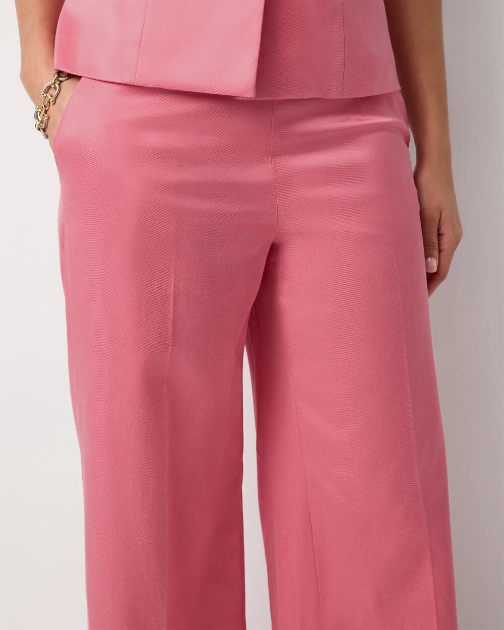WHBM_Flat20Front20WL20Satin20Twill_570408044_RED000990_OF_ALT202.jpeg