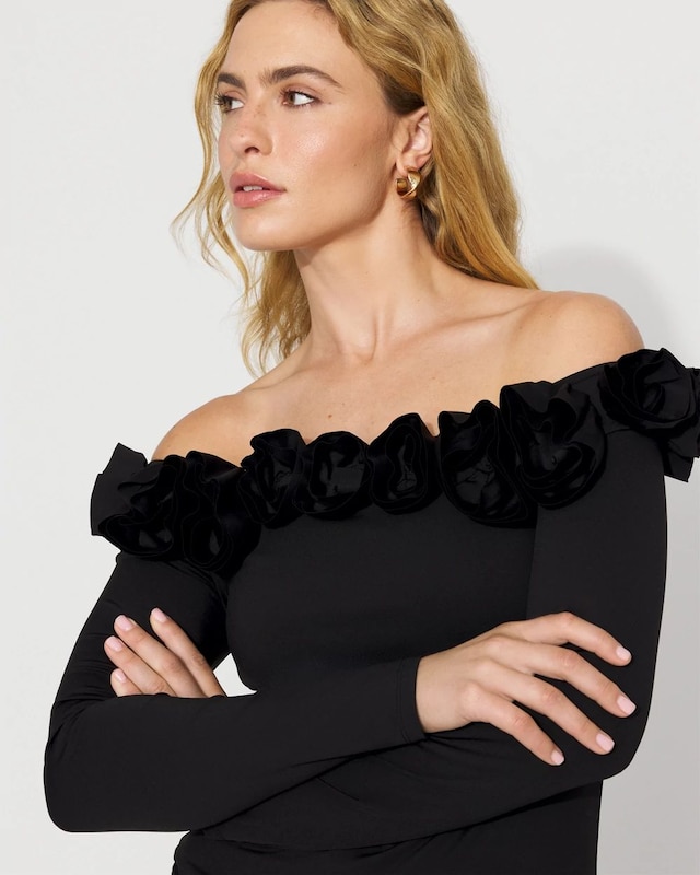 WHBM_Floral_20OTS_20Top_570397820_BLK000001_OF_ALT_202.jpeg
