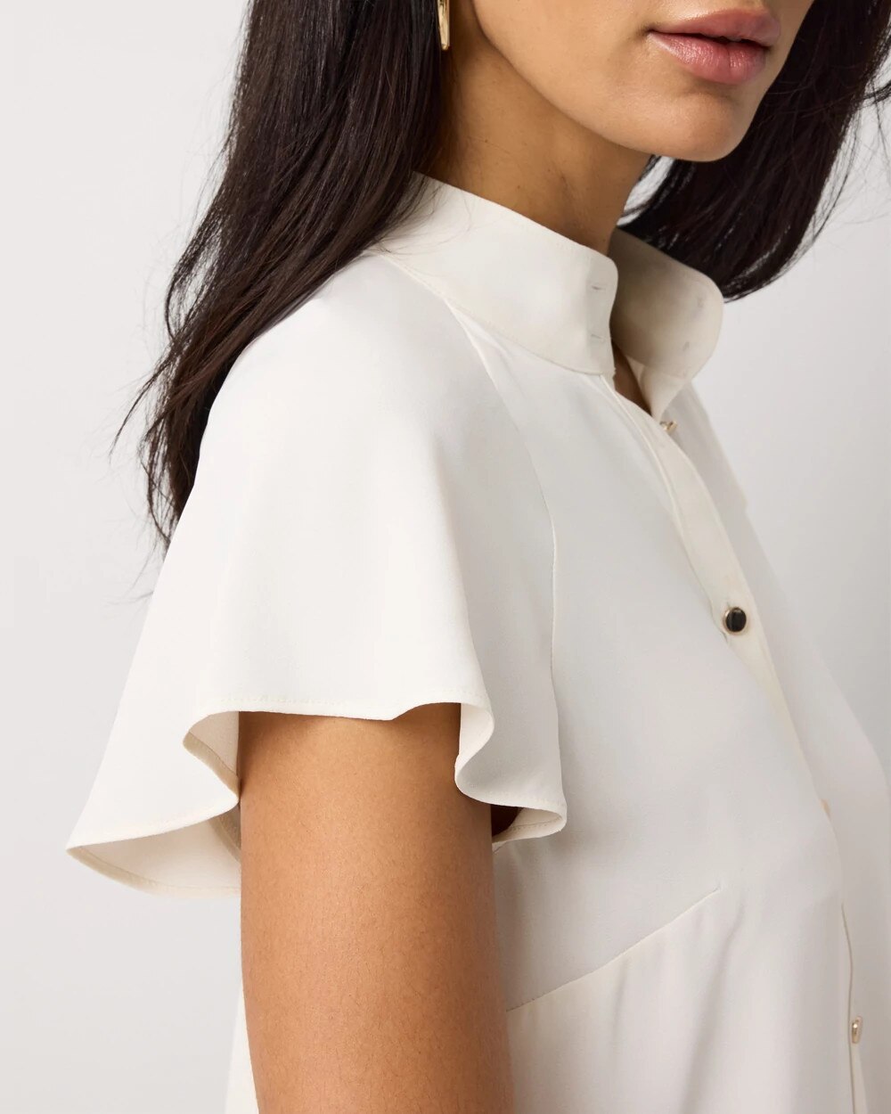 WHBM_Flutter20Slv20Crepe20Shell_570411239_IVO000190_OF_ALT202.jpeg