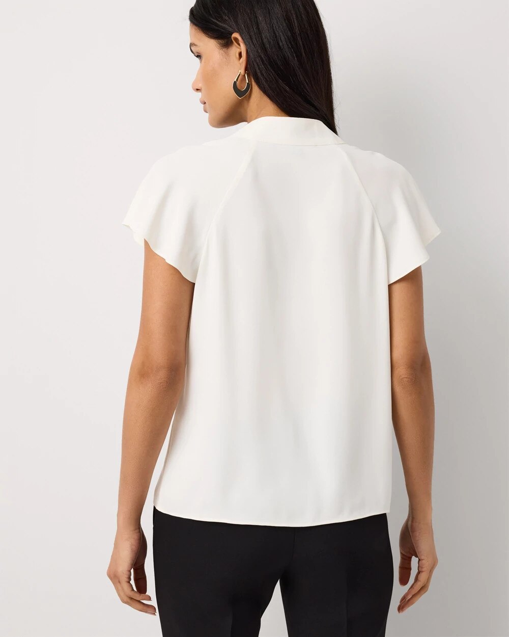 WHBM_Flutter20Slv20Crepe20Shell_570411239_IVO000190_OF_ALT203.jpeg