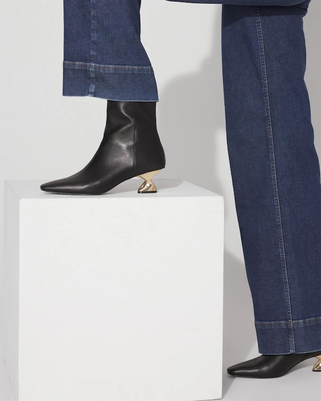WHBM_Gold_20Twist_20Heeled_20Boot_570393516_BLK000001_OF_MAIN.jpeg