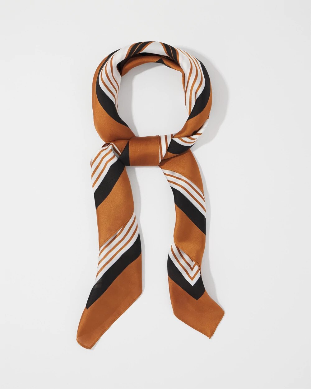 WHBM_Heritage20Bit20Square20Scarf_570404525_NEU007393_TT_MAIN.jpeg