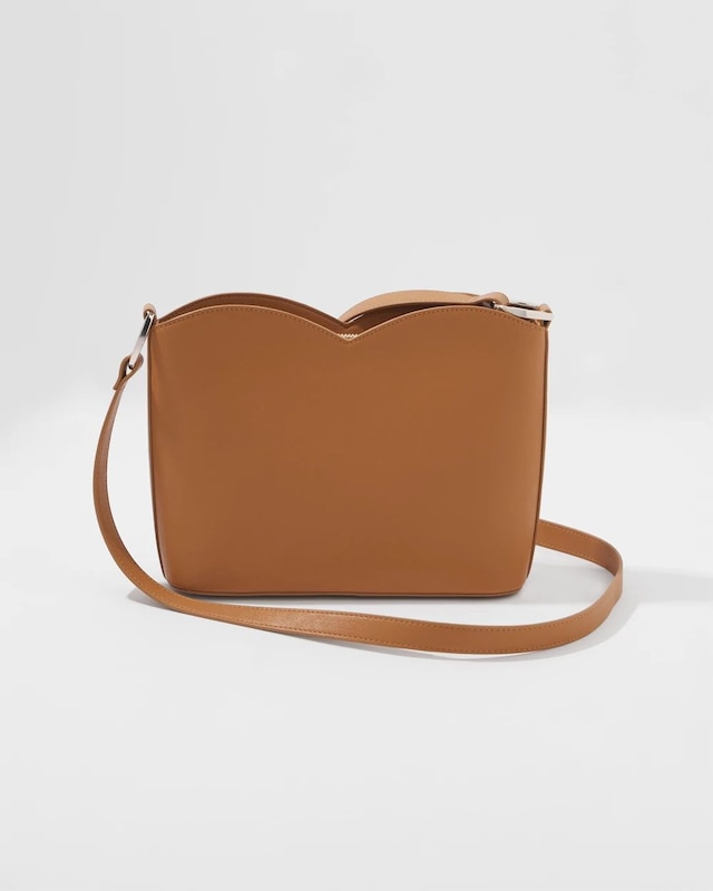 WHBM_Interlock_20Crossbody_20Bag_570388616_NEU001294_TT_ALT_201.jpeg