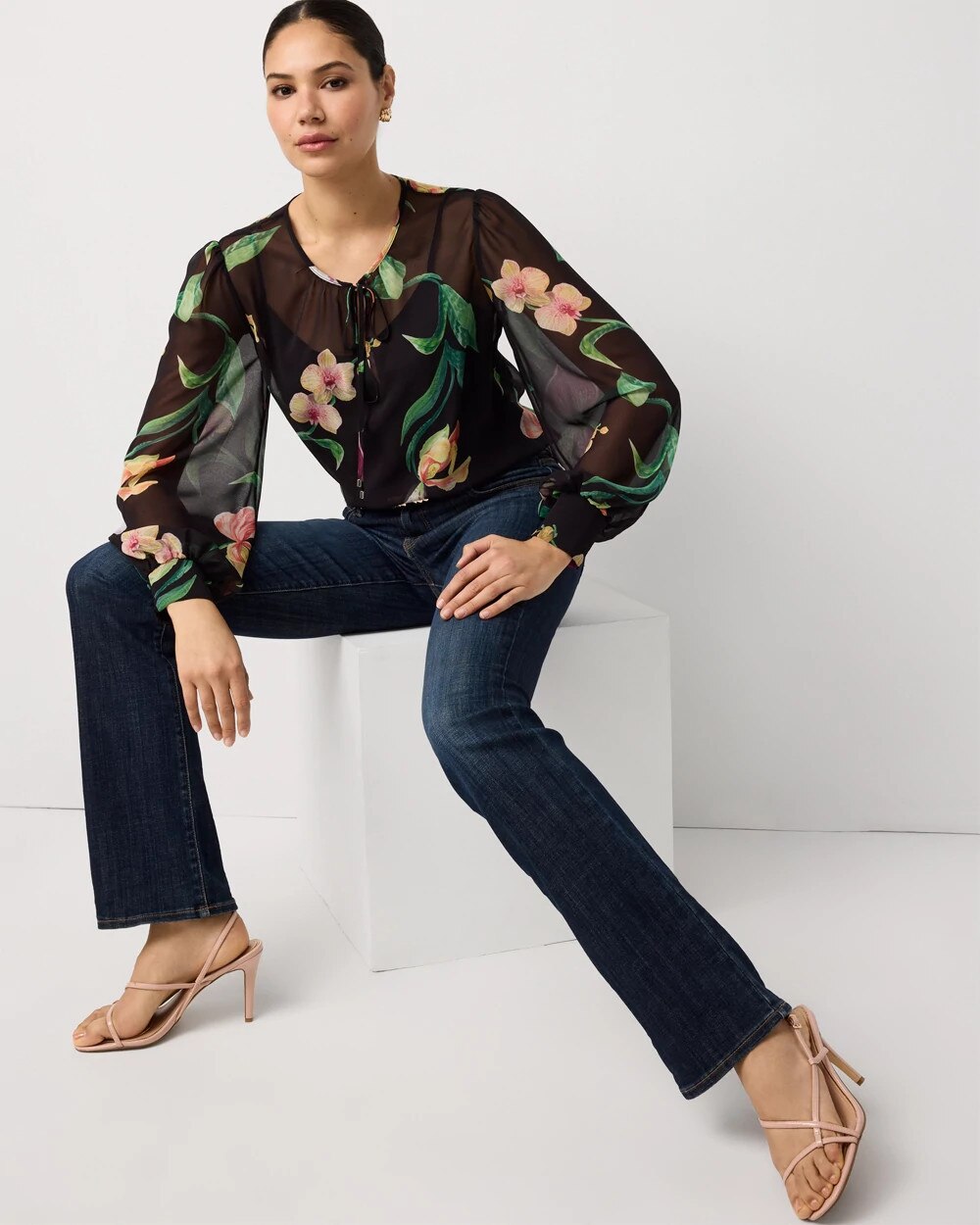 WHBM_LS20Chiffon20Printed20Blouse_570408834_BLK007416_OF_ALT201.jpeg