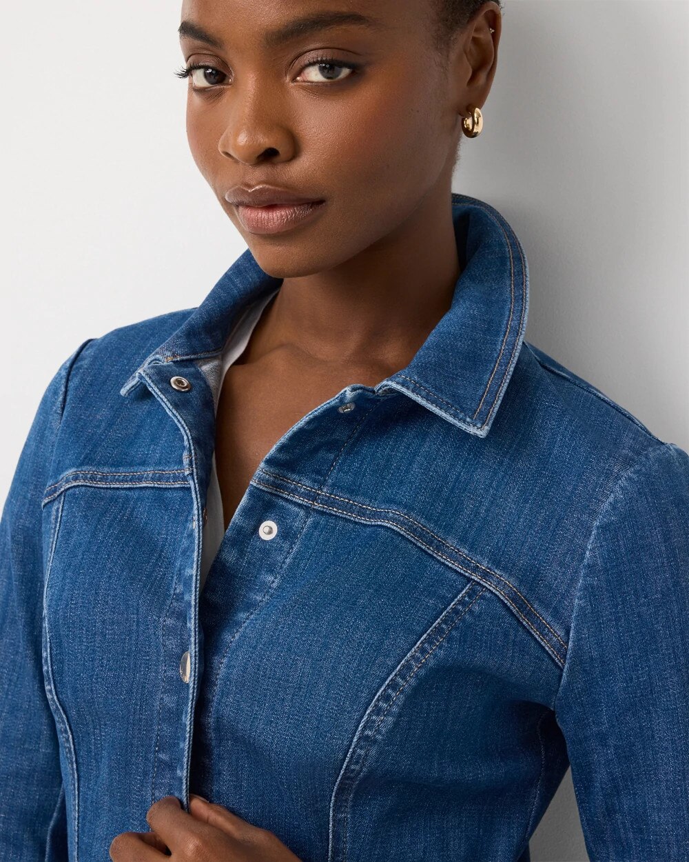 WHBM_LS20Pplm20Denim20Jacket_570411212_BLU007373_OF_ALT202.jpeg
