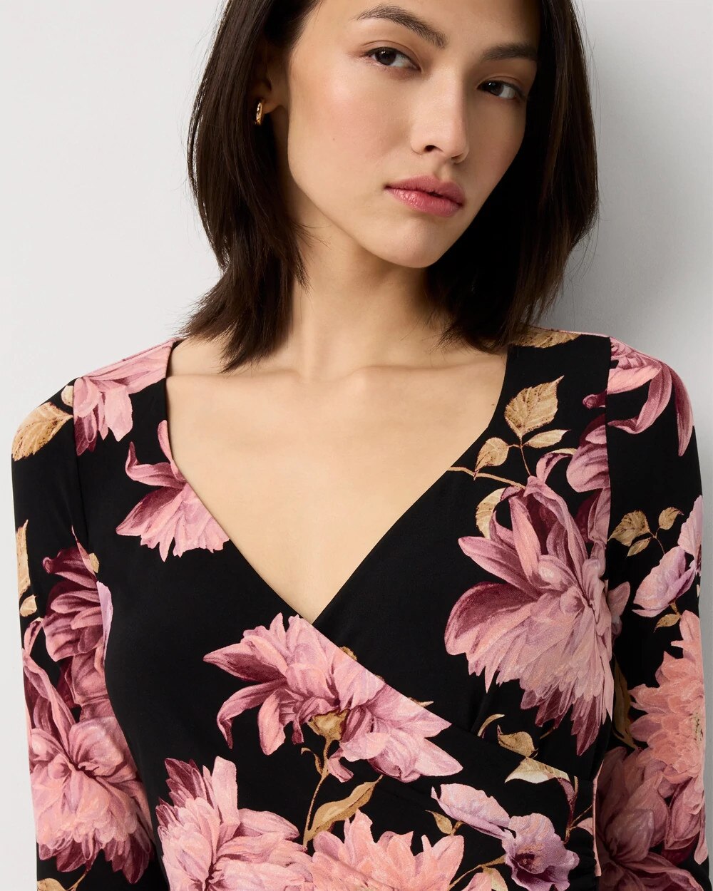 WHBM_LS20Sweetheart20Ruched20Midi_570404646_BLK007456_OF_ALT202.jpeg