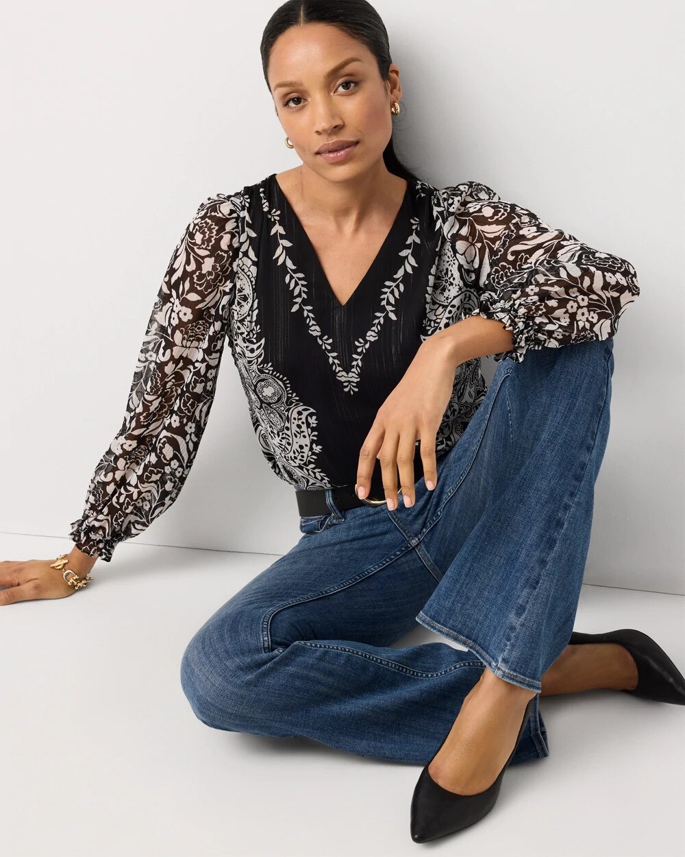 WHBM_LS20Vnk20Lurex20Blouse_570409682_BLK007435_OF_ALT201.jpeg