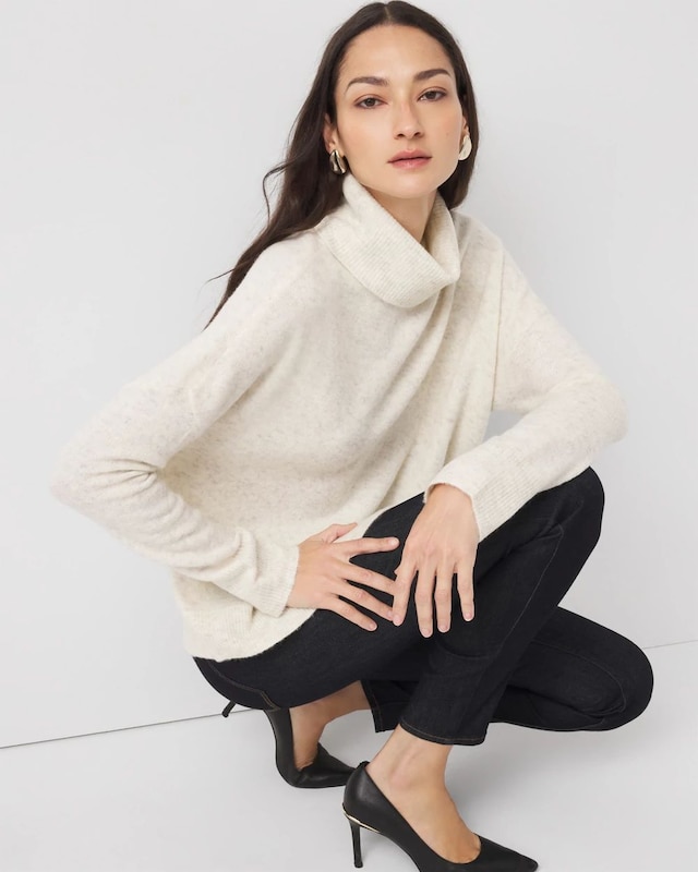 WHBM_LS_20Asym_20Hem_20Tnk_570400718_WHT006854_OF_ALT_201.jpeg