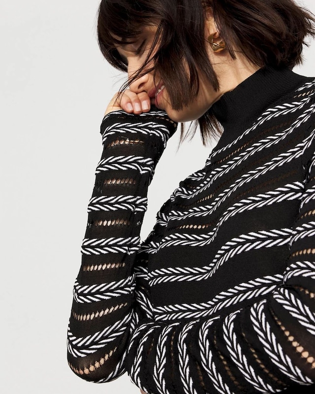 WHBM_LS_20BW_20Stripe_20Rib_20MockNk_570394422_BLK007086_OF_ALT_202.jpeg