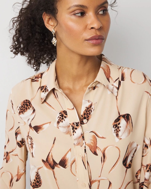 WHBM_LS_20Soft_20Shirt_20w_20Piping_570404929_NEU007410_OF_ALT_202.jpeg