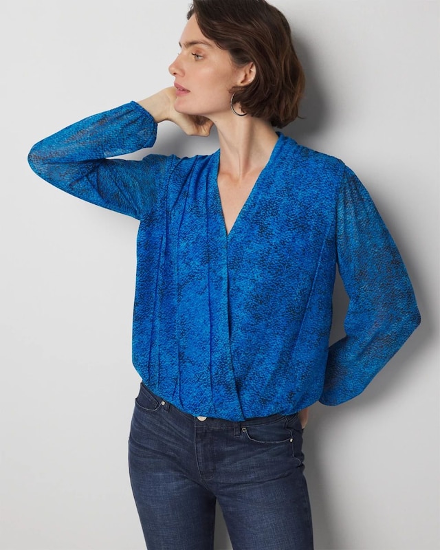 WHBM_LS_20Vnk_20Blouse_570374263_BLU006232_OF_MAIN.jpeg
