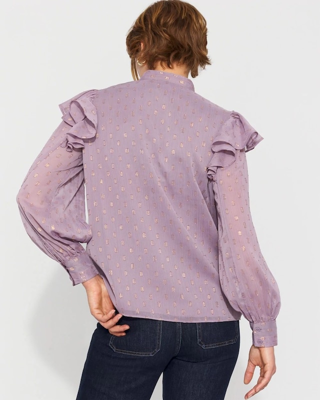 WHBM_LS_20Vnk_20Clip_20Blouse_570398935_PRP006991_OF_ALT_203.jpeg