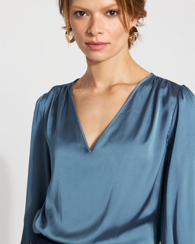 WHBM_LS_20Vnk_20Satin_20Blouse_570396046_BLU006840_OF_ALT_202.jpeg