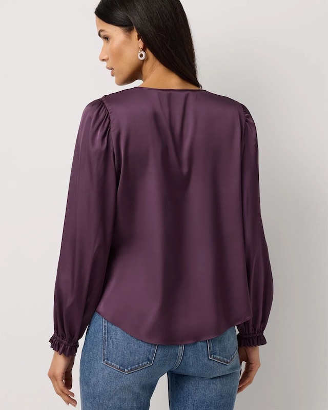 WHBM_LS_20Vnk_20Satin_20Blouse_570409656_PRP007363_OF_ALT_203.jpeg