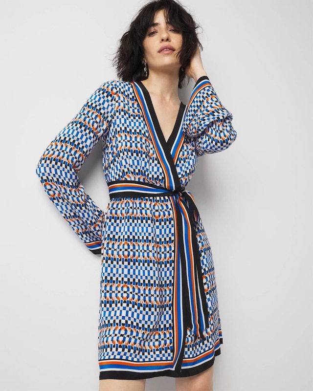 WHBM_LS_20Wrap_20Dress_570391452_IVO006764_OF_ALT_201.jpeg