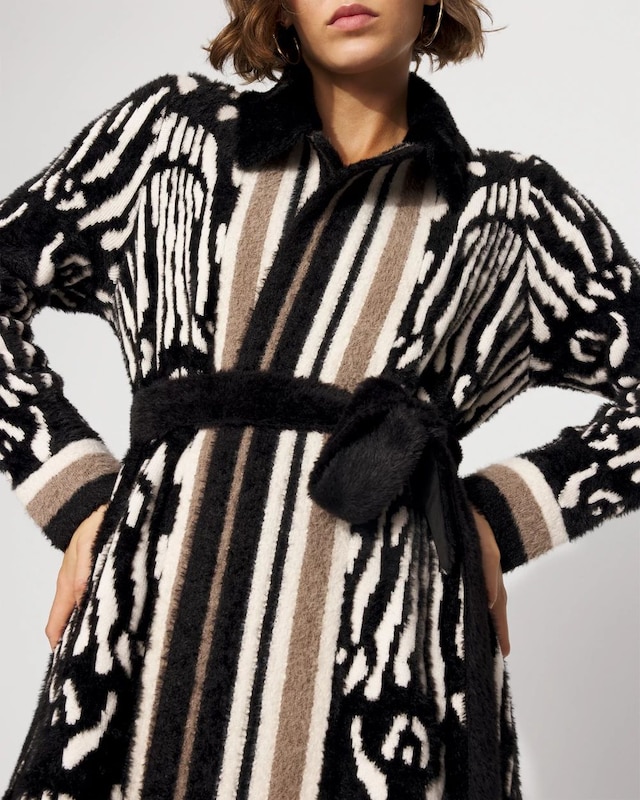 WHBM_Long_20Printed_20Sweater_20Coat_570398851_BLK006860_OF_ALT_202.jpeg