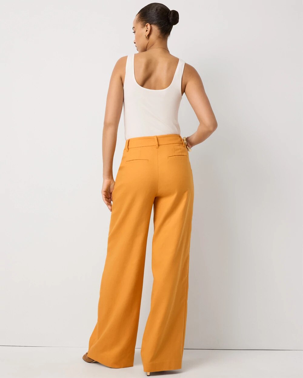 WHBM_Lyocell20Pleated20Wide20Leg_570410835_YLW007511_OF_ALT201.jpeg
