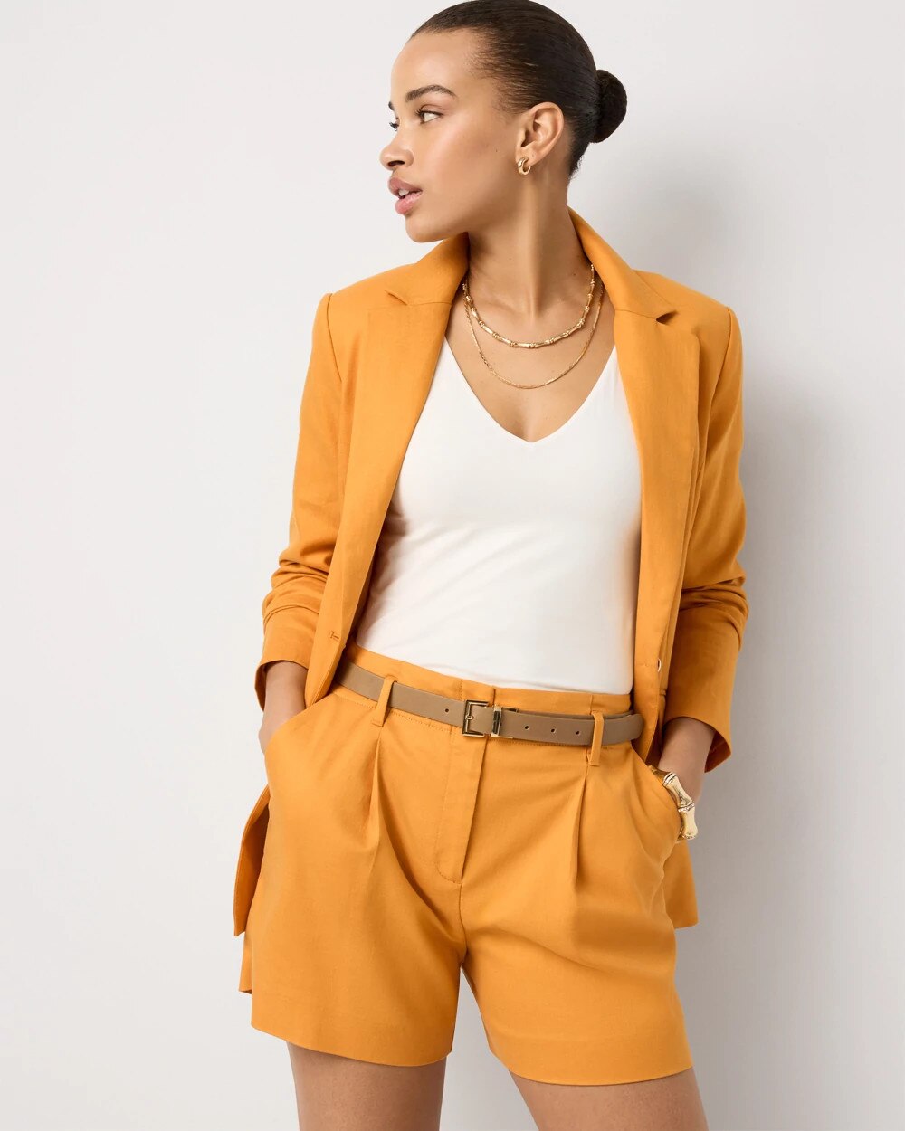 WHBM_Lyocell20Twill20Short_570410991_YLW007511_OF_ALT203.jpeg