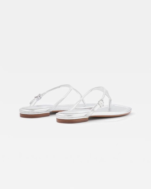 WHBM_Metallic_20Gold_20Heel_20Flat_570391010_GRY000930_TT_ALT_202.jpeg