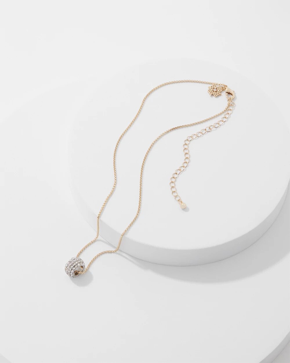 WHBM_NK20Gld20Pave20Ring20SS_570403217_TAN000932_TT_ALT201.jpeg