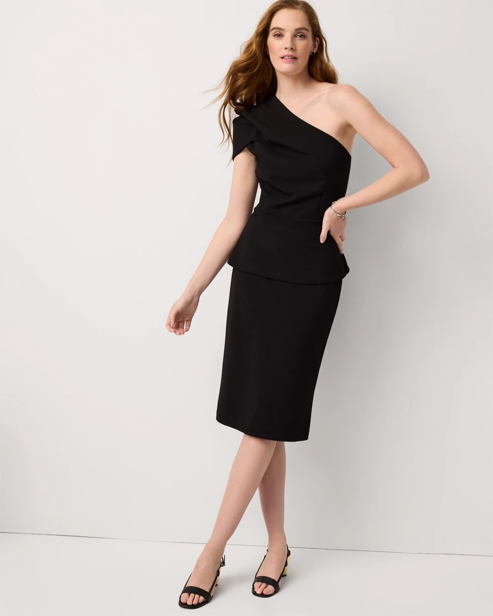 WHBM_One20Shldr20Sculpted20Top_570407284_BLK000001_OF_ALT201.jpeg