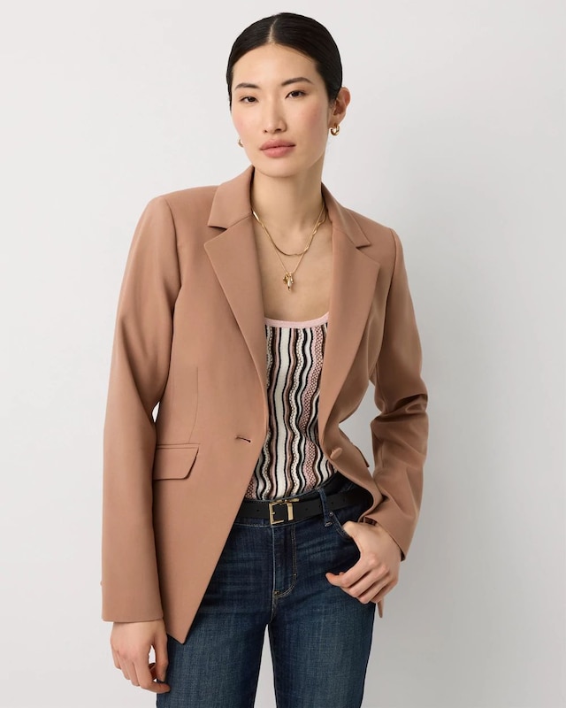 WHBM_One_20Button_20Blazer_20LDW_570410578_BRN007503_OF_MAIN.jpeg