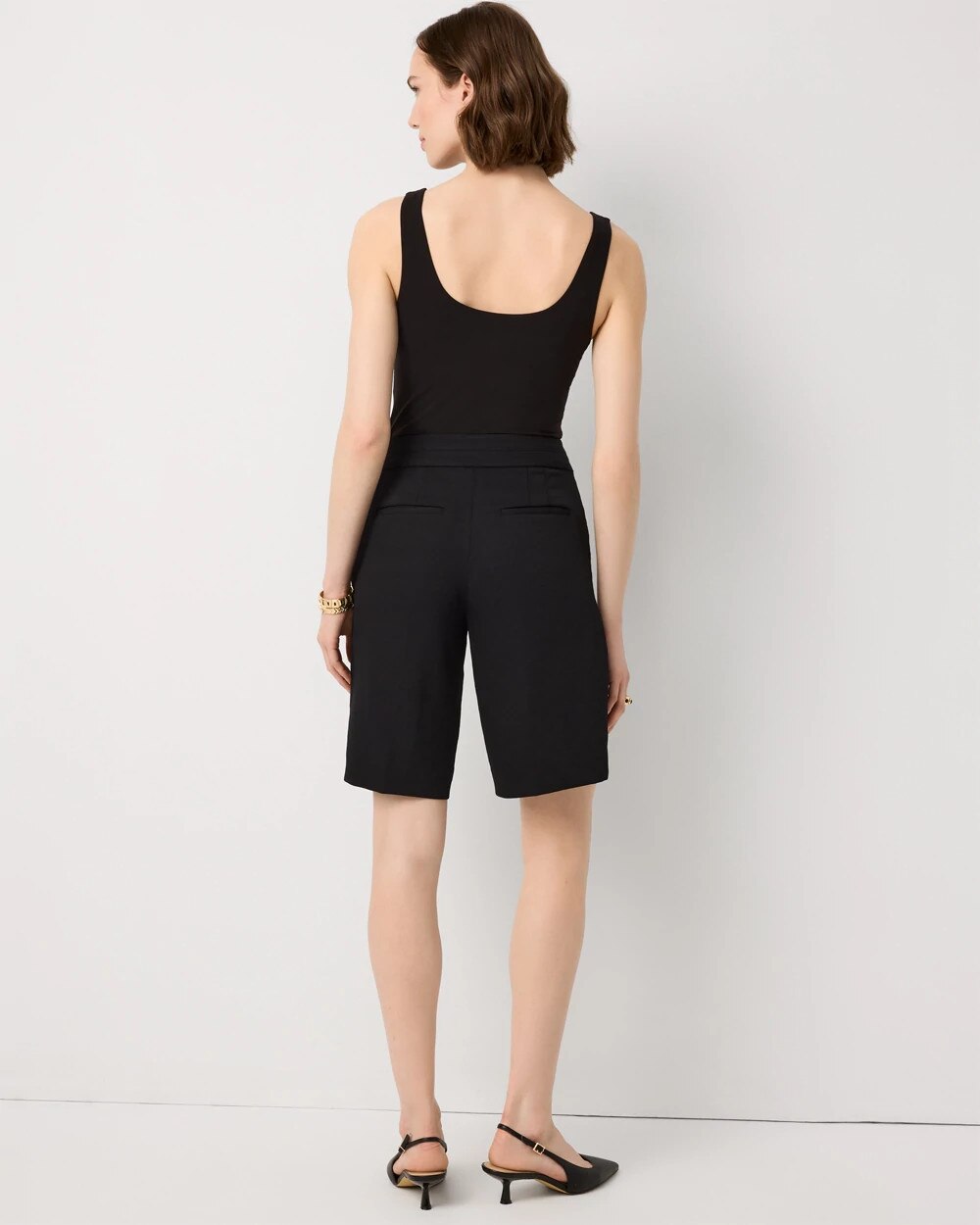 WHBM_Pleated20Bermuda20Short_570410992_BLK000001_OF_ALT201.jpeg
