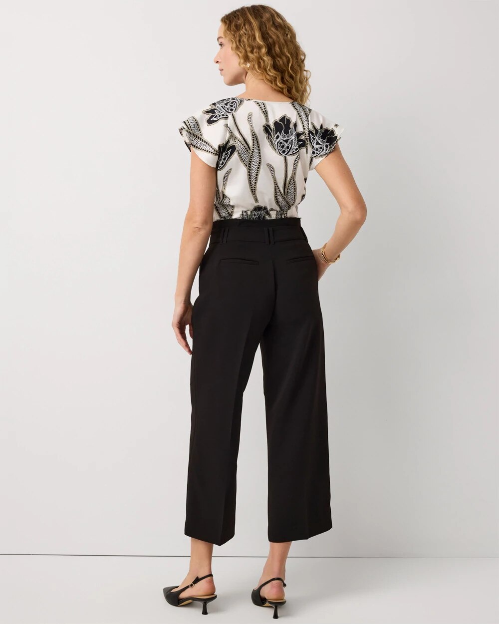 WHBM_Pleated20Cropped20WL_570405315_BLK000001_OF_ALT201.jpeg