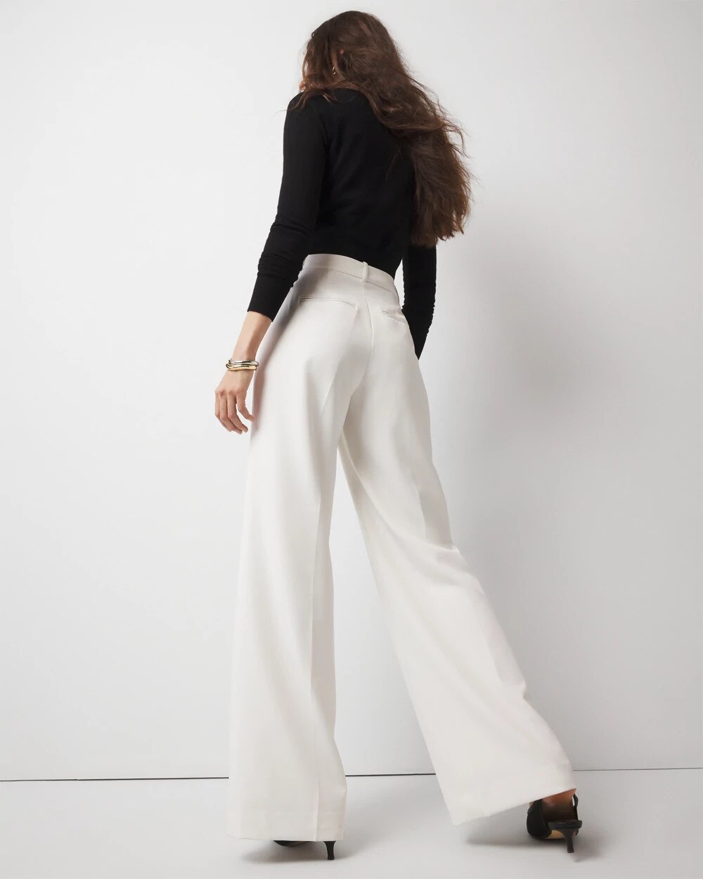 WHBM_Pleated20Wide20Leg_570377662_IVO000190_OF_ALT201.jpeg