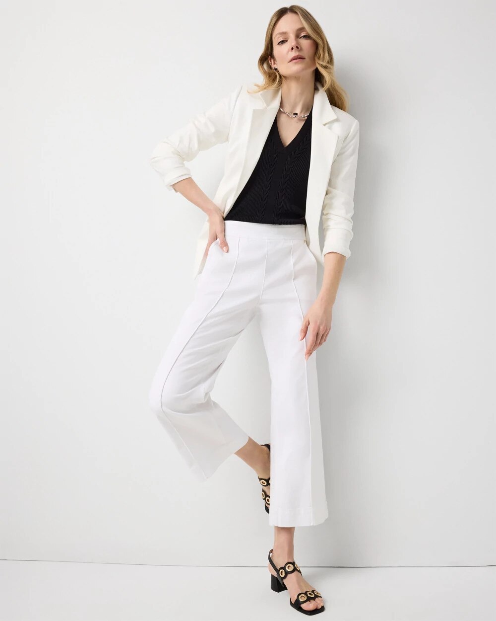 WHBM_Pret20Seamed20WL20Crop_570409576_WHT000100_OF_ALT203.jpeg