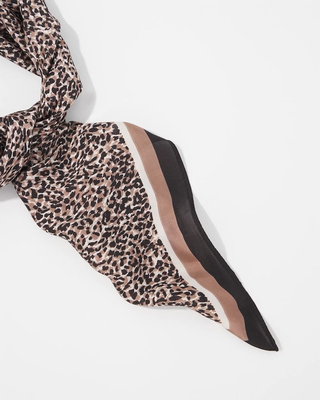 WHBM_Printed_20Square_20Scarf_570396044_BLK006898_TT_ALT_201.jpeg