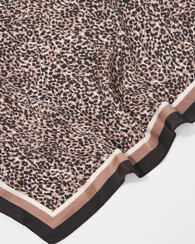 WHBM_Printed_20Square_20Scarf_570396044_BLK006898_TT_ALT_202.jpeg