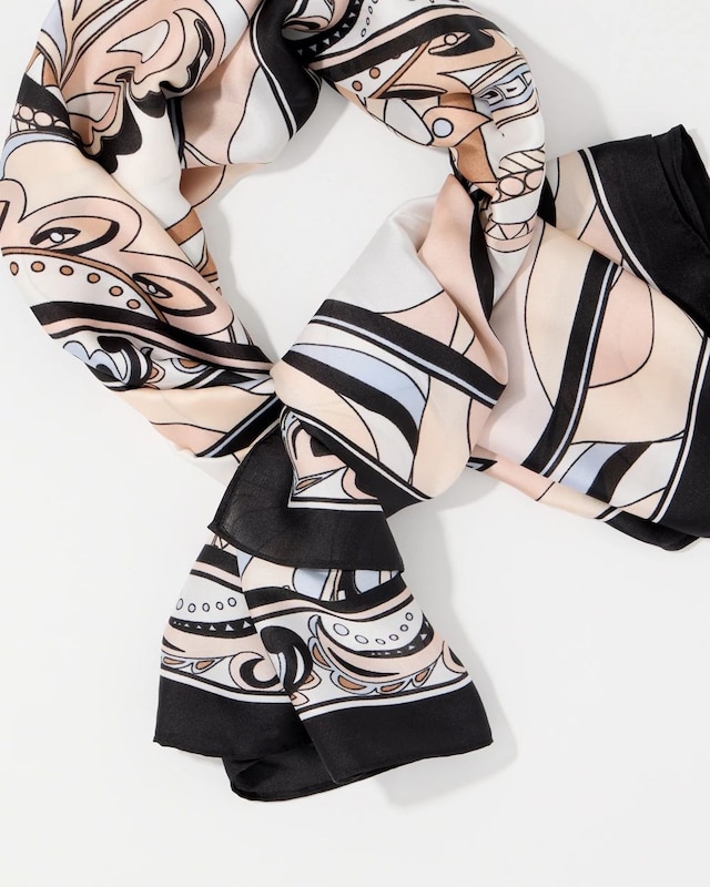 WHBM_Printed_20Square_20Scarf_570409950_PRP002736_TT_MAIN.jpeg