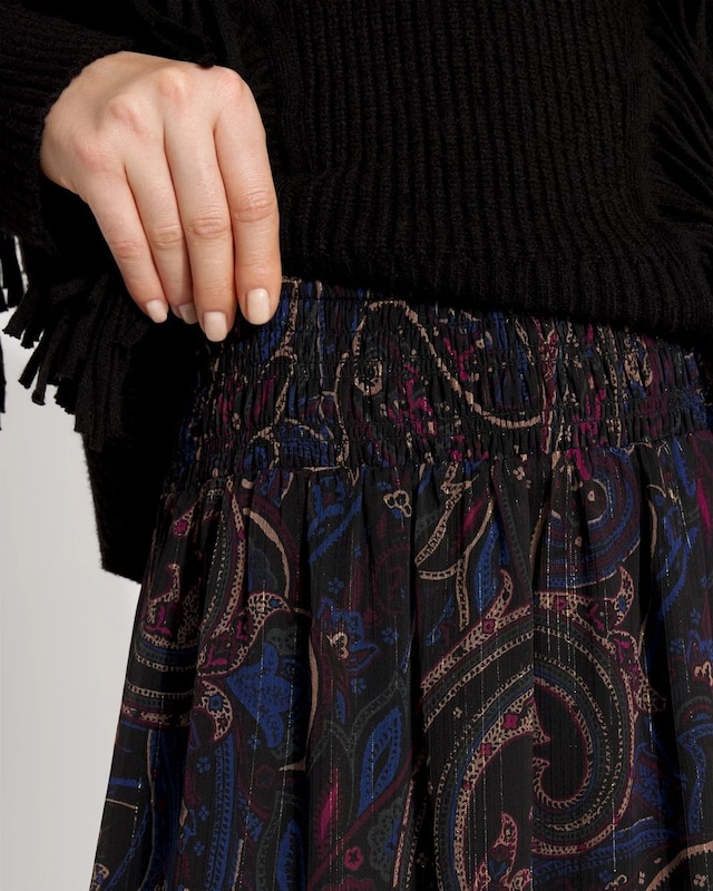 WHBM_Printed_20Tiered_20Maxi_570399616_BLK007286_OF_ALT_202.jpeg