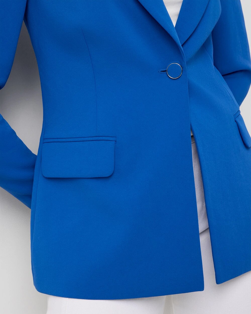 WHBM_Relaxed20Fluid20Blazer_570410627_BLU007359_OF_ALT202.jpeg