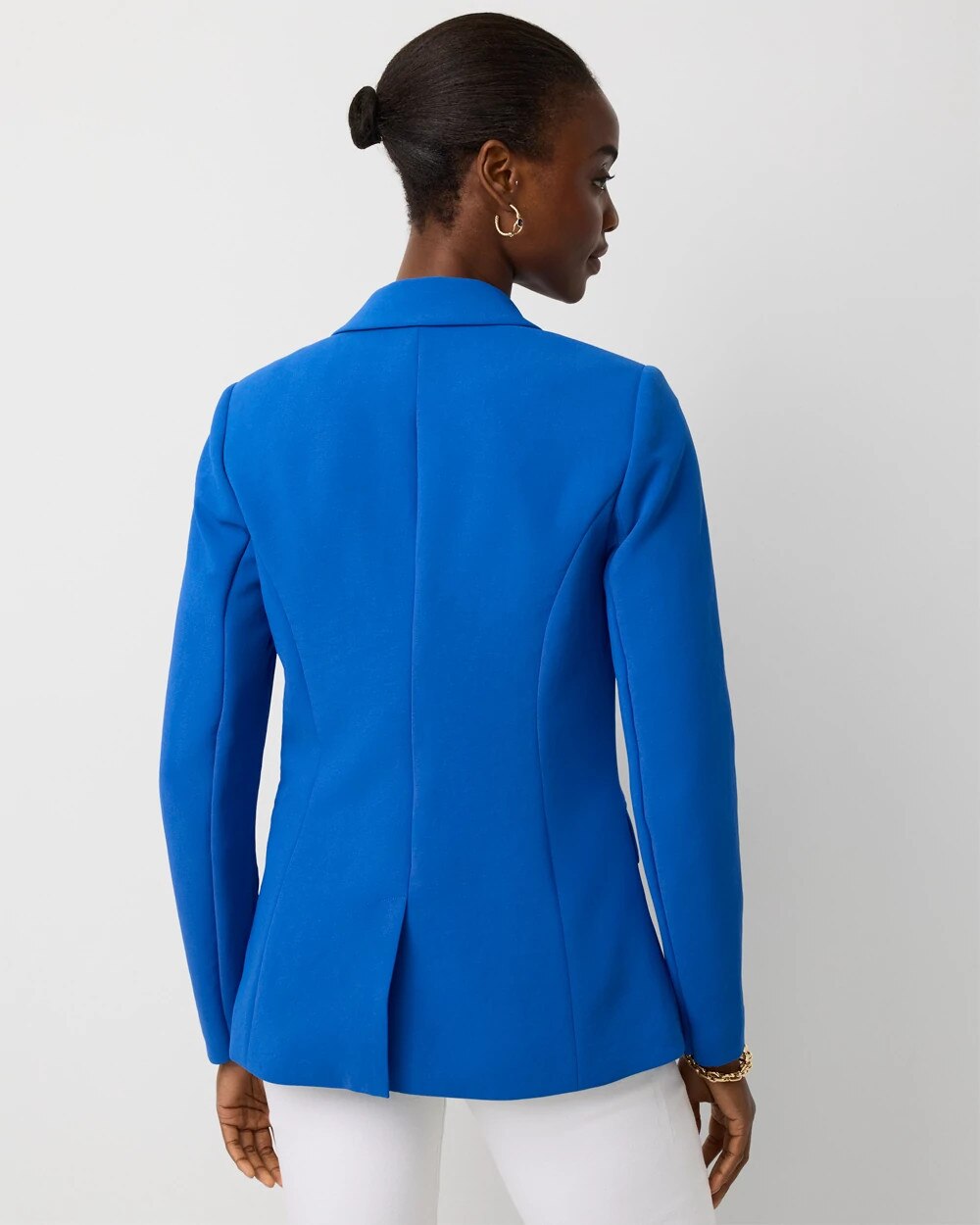 WHBM_Relaxed20Fluid20Blazer_570410627_BLU007359_OF_ALT203.jpeg