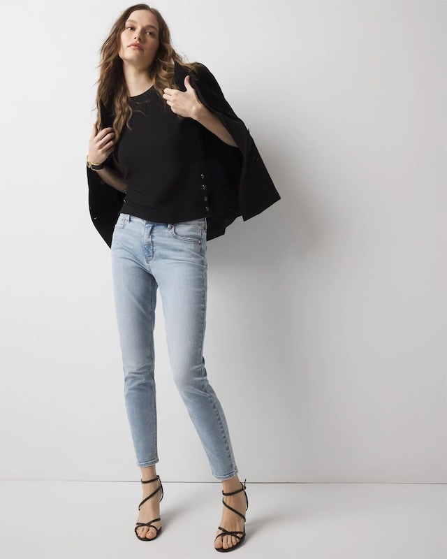 WHBM_Rib_20Button_20Side_20Crew_20Top_570384869_BLK000001_OF_ALT_201.jpeg