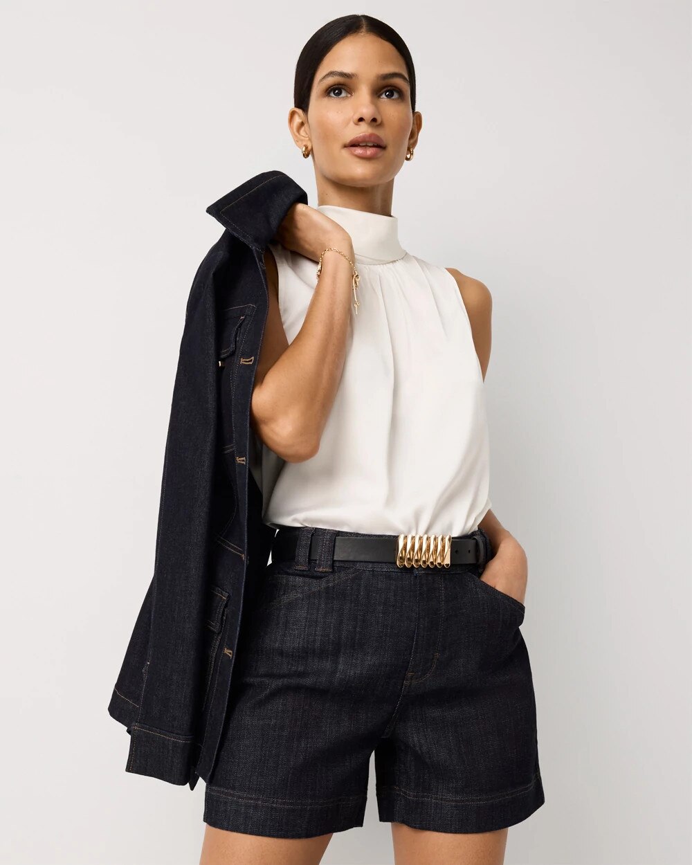 WHBM_Rinse20Denim20Short_570405209_BLU002770_OF_ALT203.jpeg